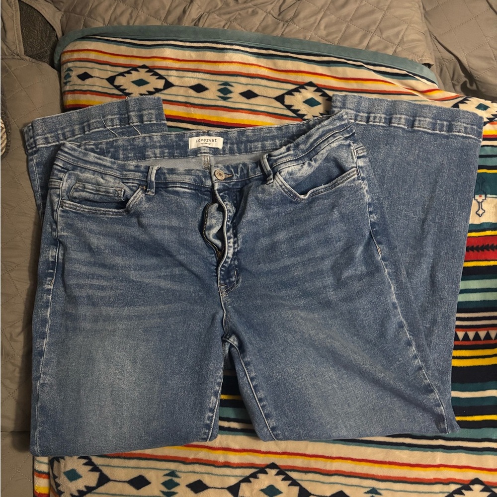 Levi's Women's Light Blue Straight Leg Jeans
